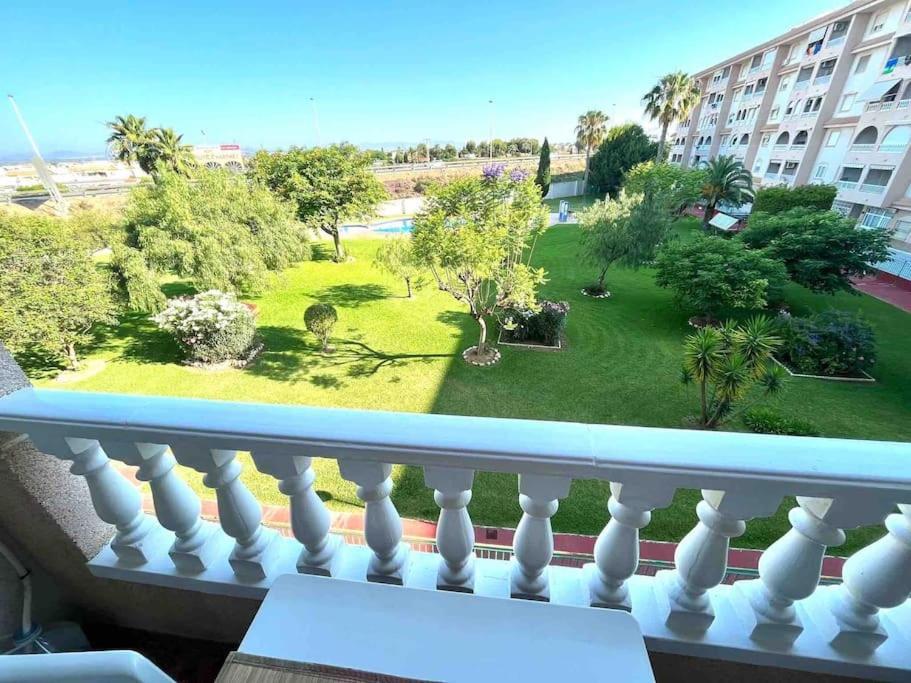 Ferienwohnung Casa Di Mateo With Garden View And Swimming Pool Torrevieja Exterior foto